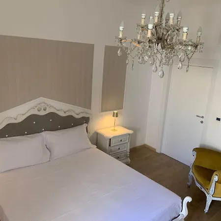 Geometric Hermes Bianca 4*