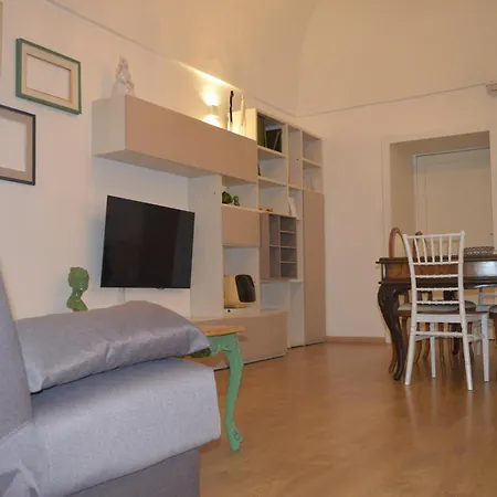 Pensión Geometric Hermes Bianca Palo del Colle