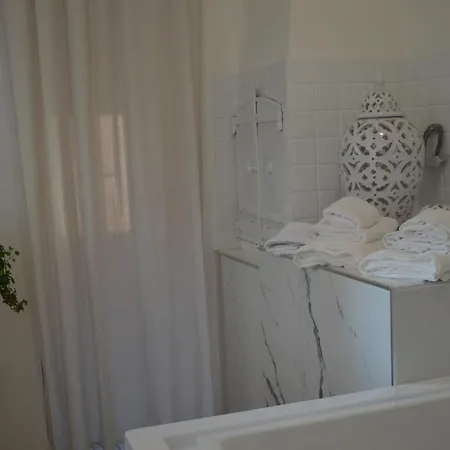 Geometric Hermes Bianca 4* Palo del Colle