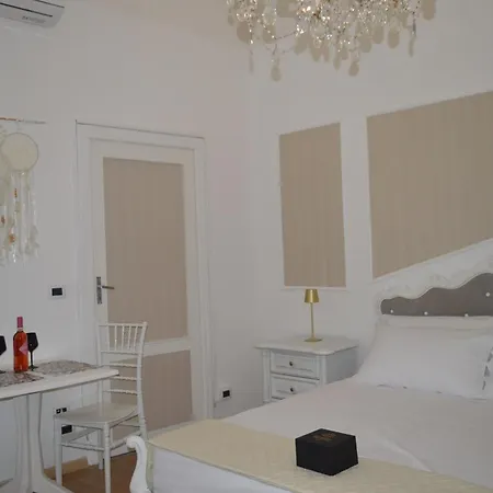 Pensión Geometric Hermes Bianca